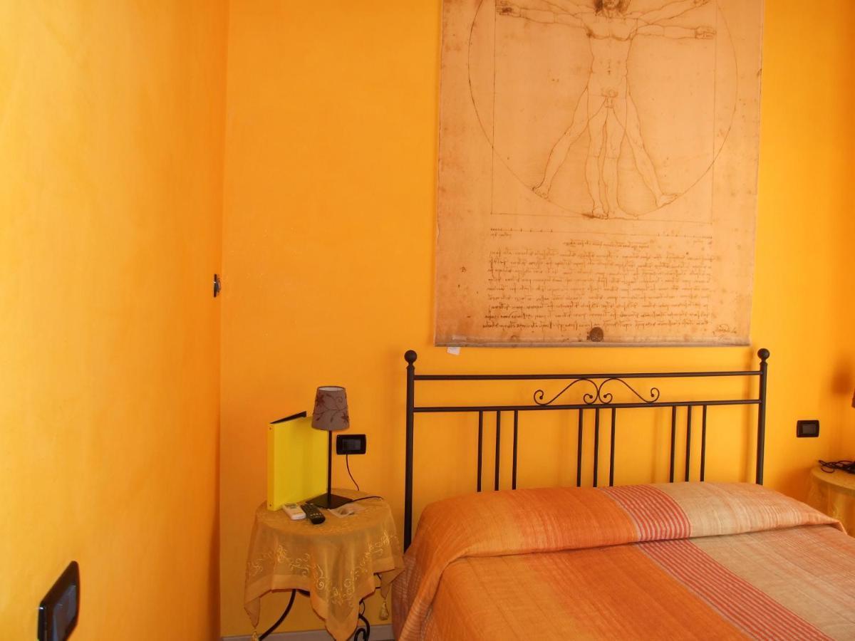 Bed and Breakfast Ghiro Ghiotto Пьетра-Лигуре Экстерьер фото