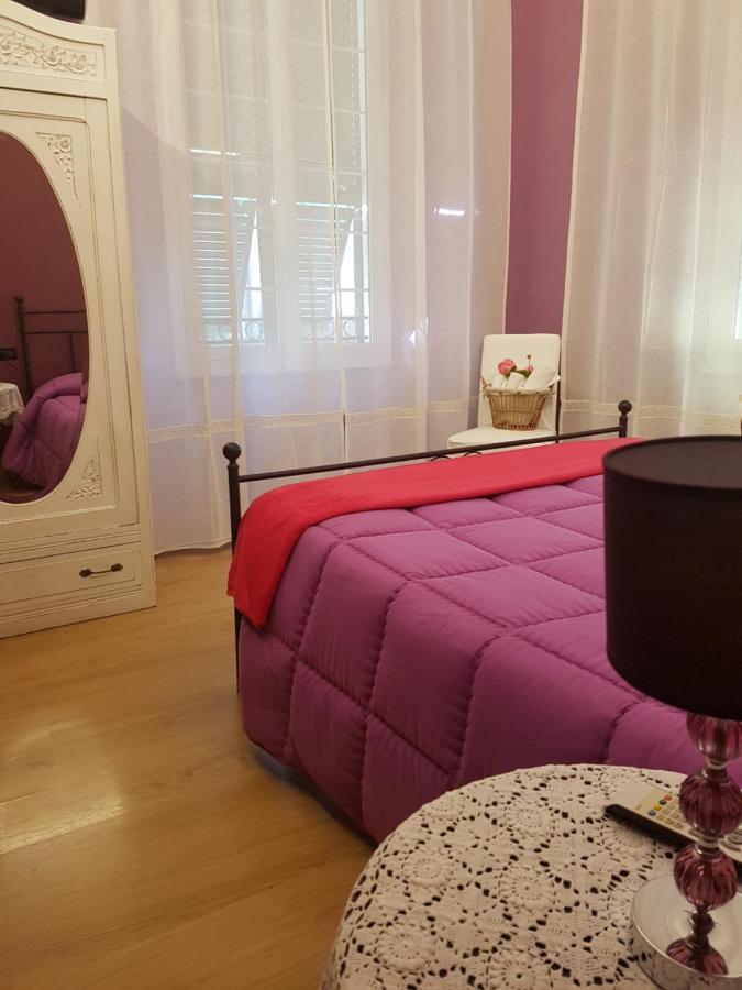 Bed and Breakfast Ghiro Ghiotto Пьетра-Лигуре Экстерьер фото